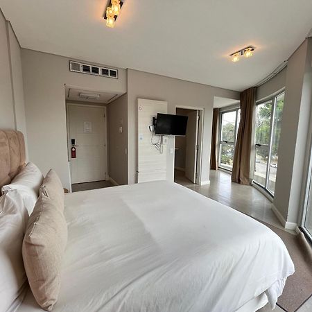 Hotel Zentiva ปีนามาร์ ภายนอก รูปภาพ