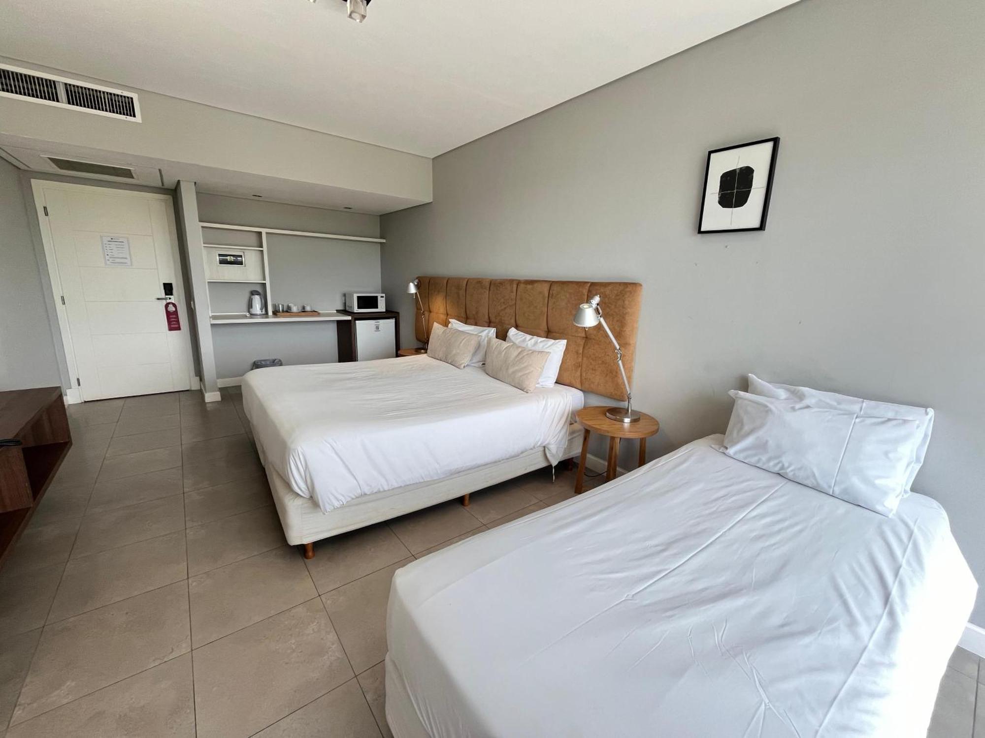Hotel Zentiva ปีนามาร์ ภายนอก รูปภาพ