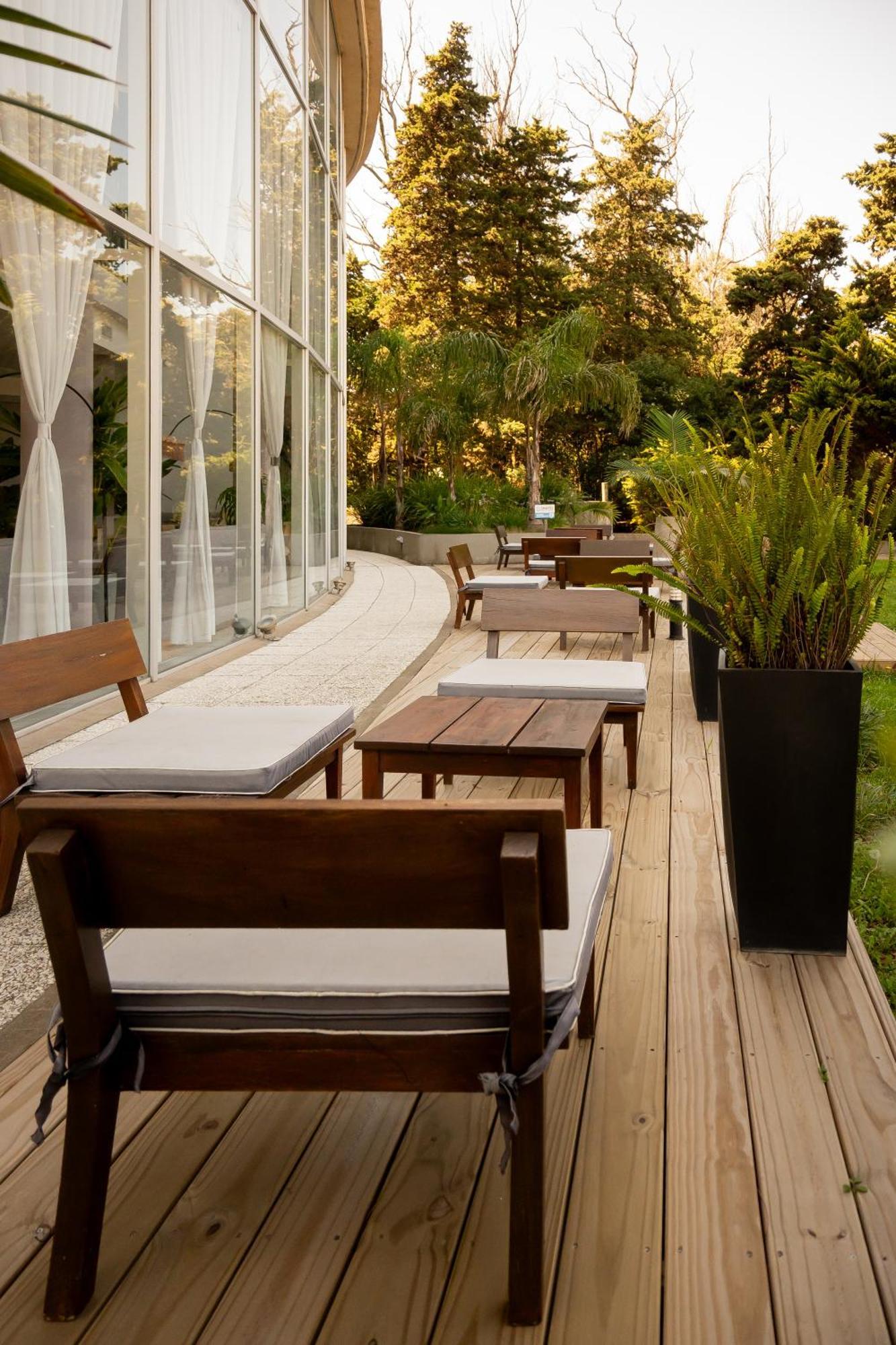 Hotel Zentiva ปีนามาร์ ภายนอก รูปภาพ