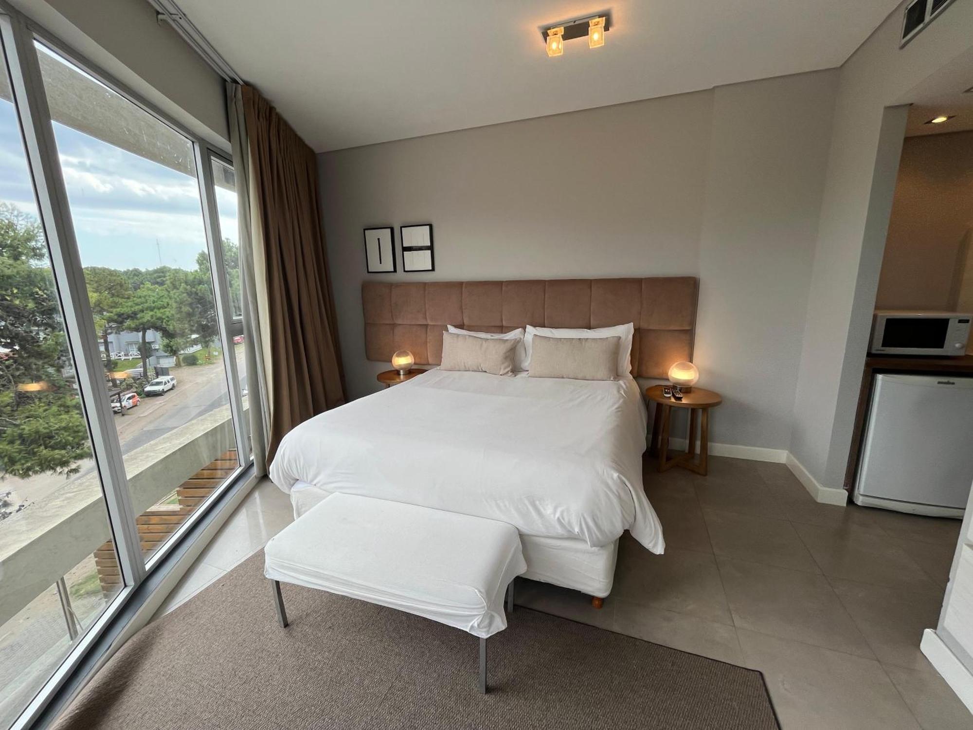 Hotel Zentiva ปีนามาร์ ภายนอก รูปภาพ